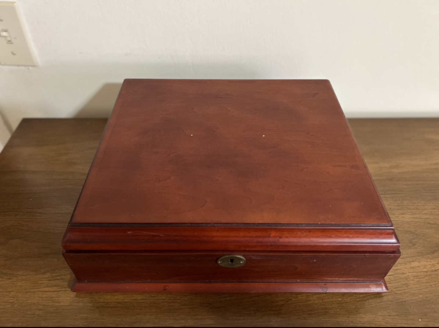 Brand New-Wooden Jewellery Box with Lock - photo 4