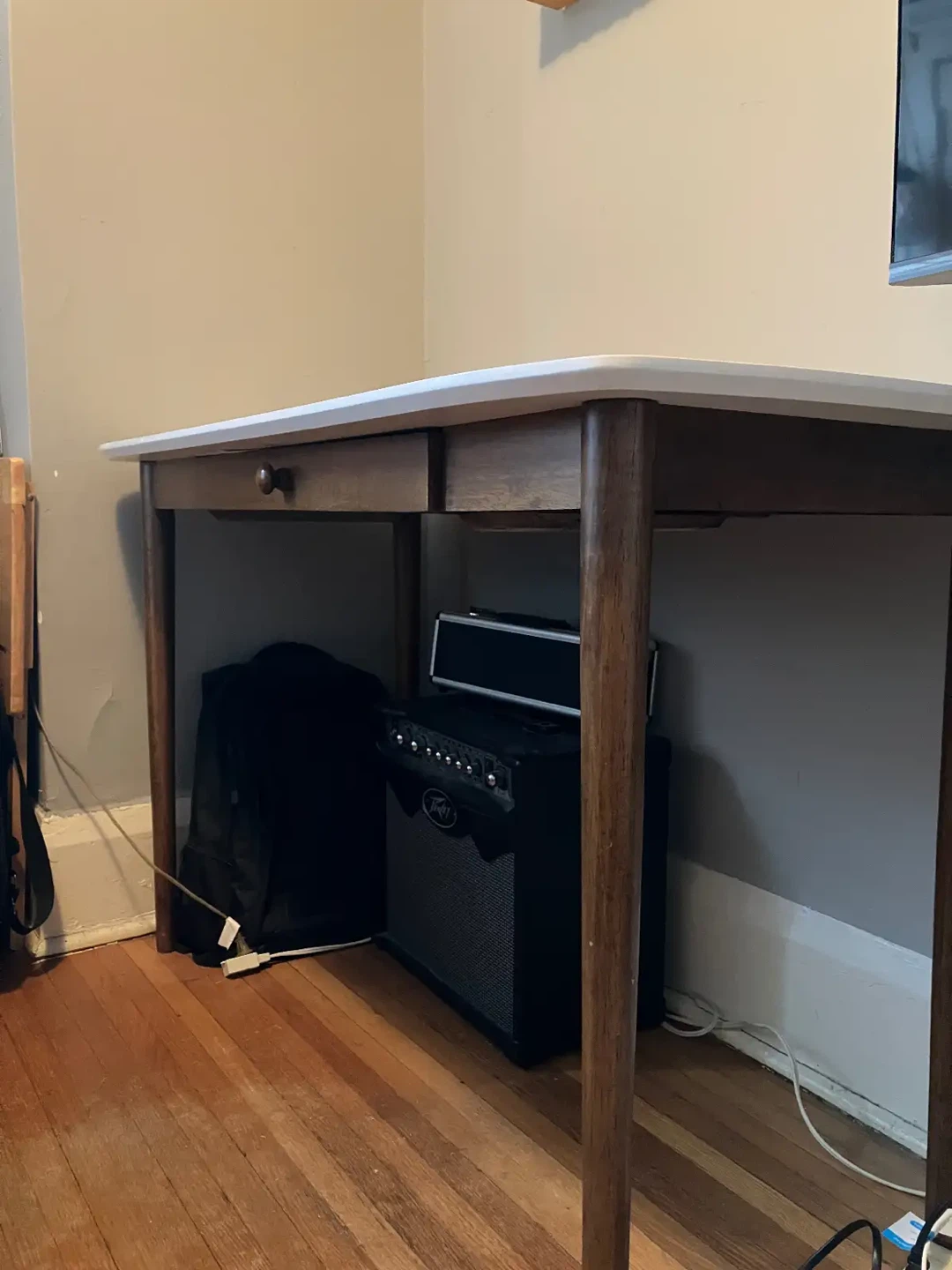 Structube Midcentury style Desk - photo 4
