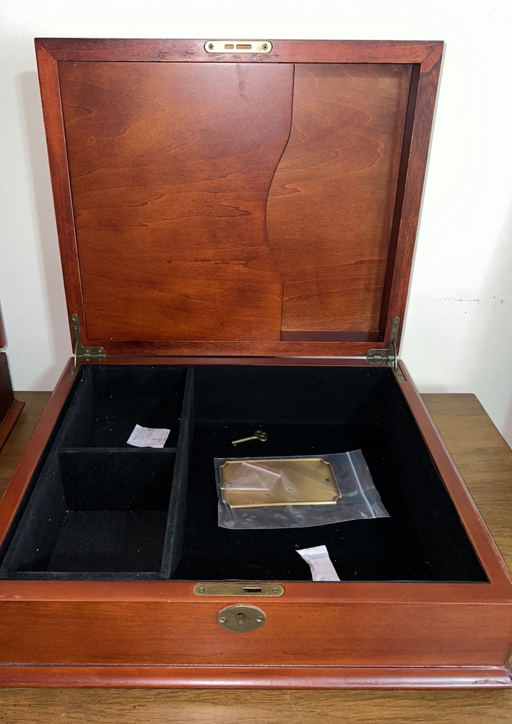 Brand New-Wooden Jewellery Box with Lock - photo 5