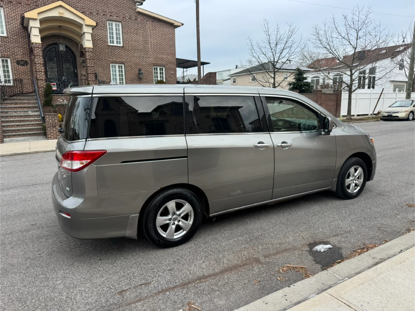 2013 Nissan quest 95k miles - photo 3