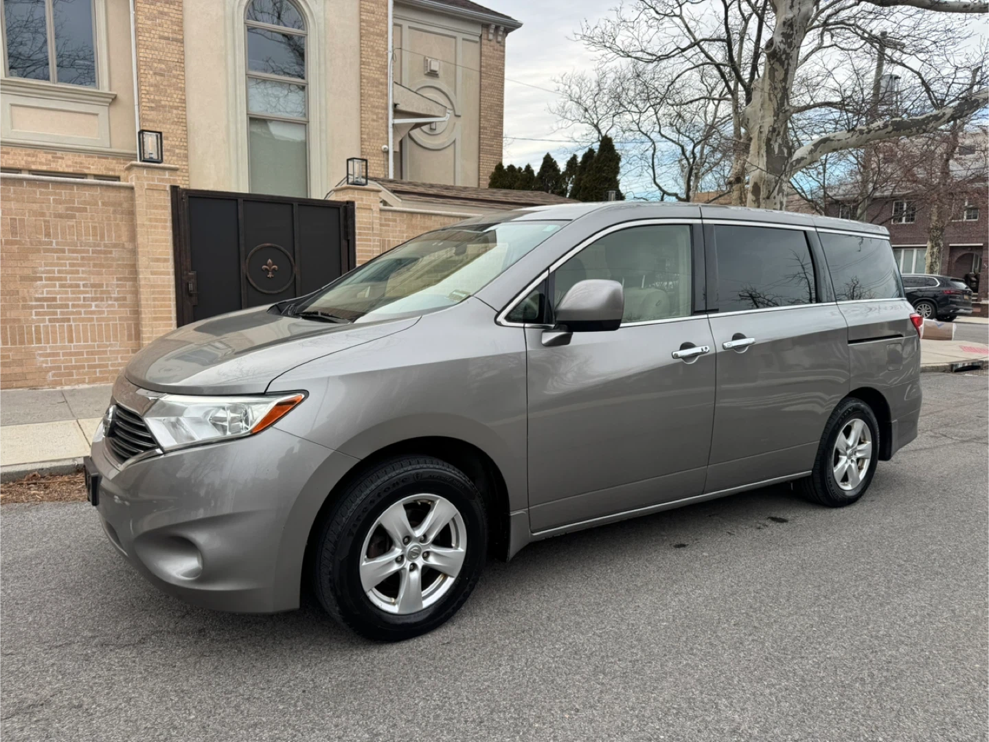 2013 Nissan quest 95k miles