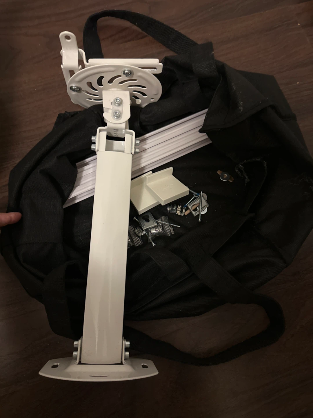 White Projector Ceiling Mount with Hardware and Bag