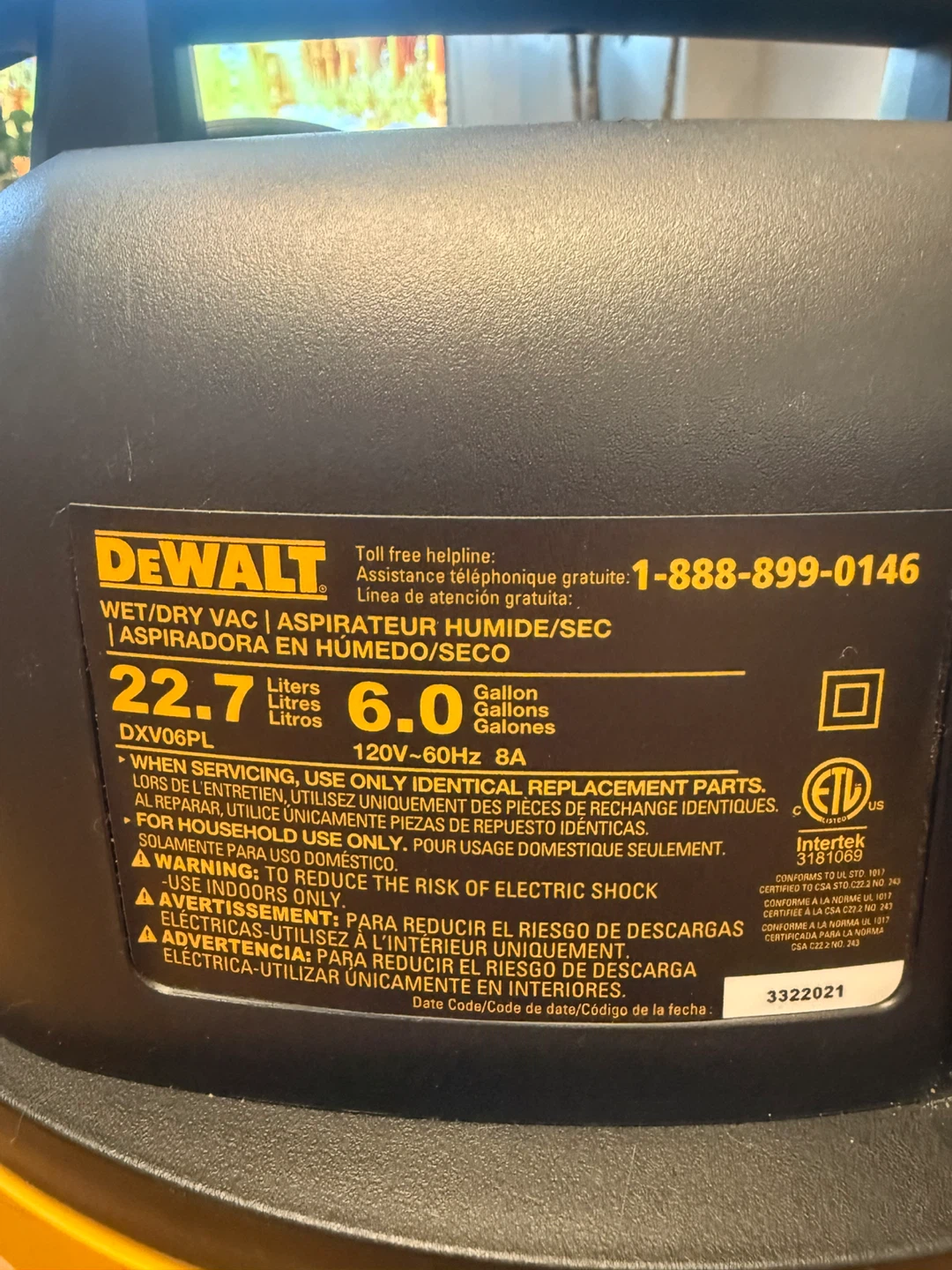 DEWALT 22.7L / 6 Gallon Wet/Dry Vac - photo 3