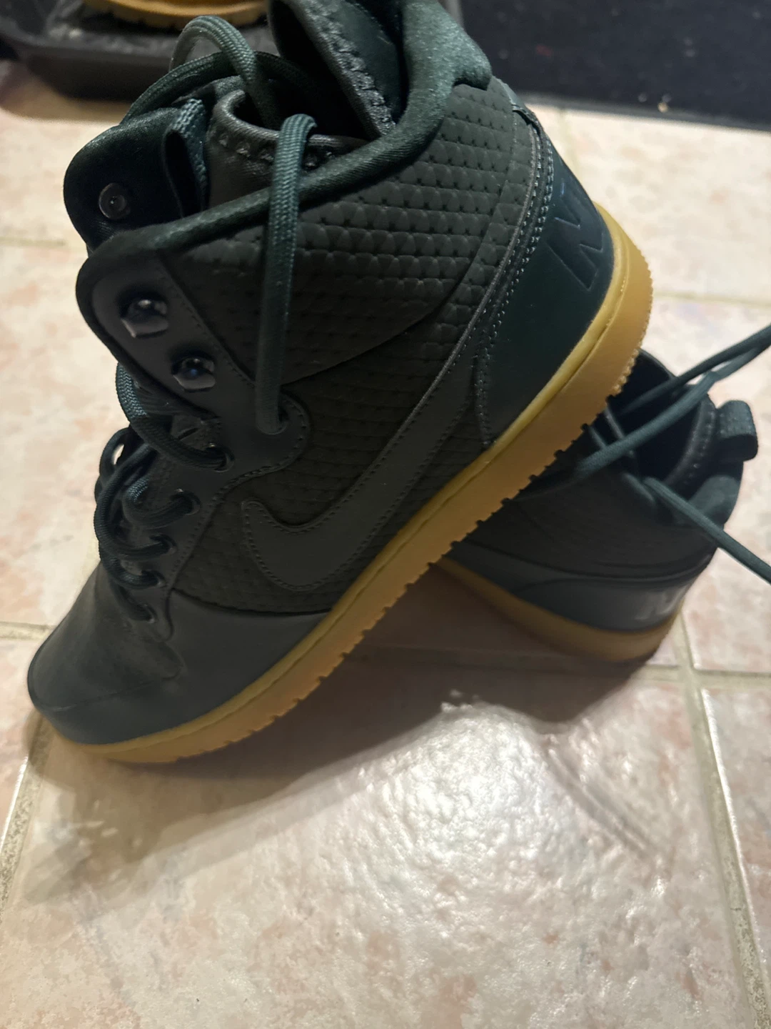 Nike High-Top Sneakers - Dark Green