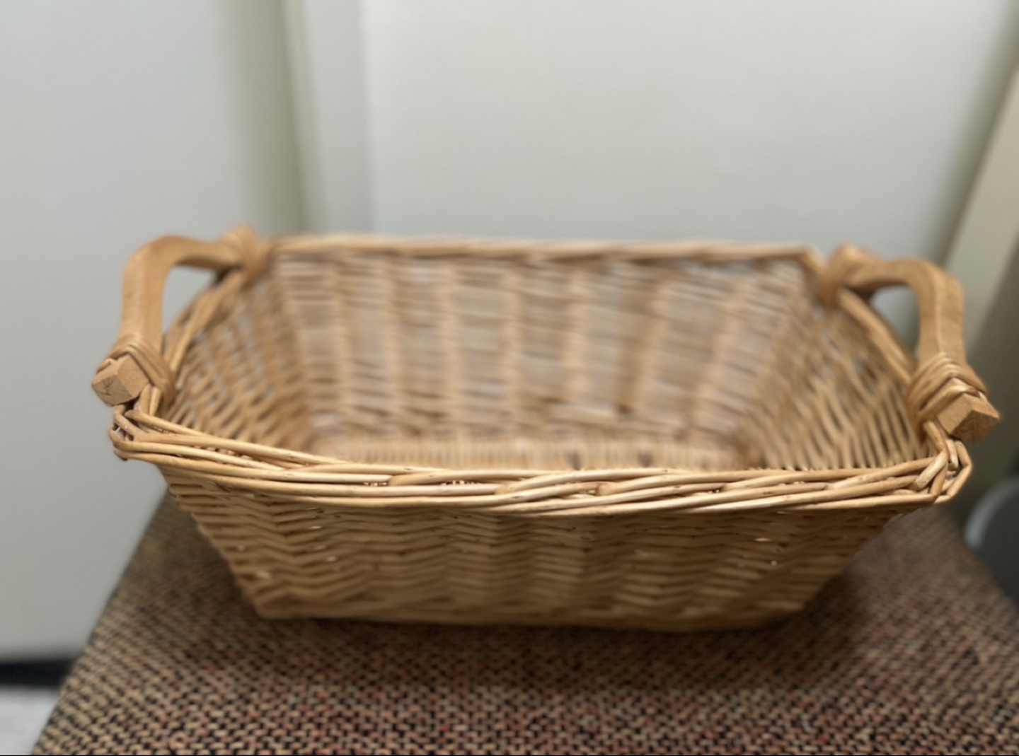 Wicker Basket with Wooden Handles - photo 2