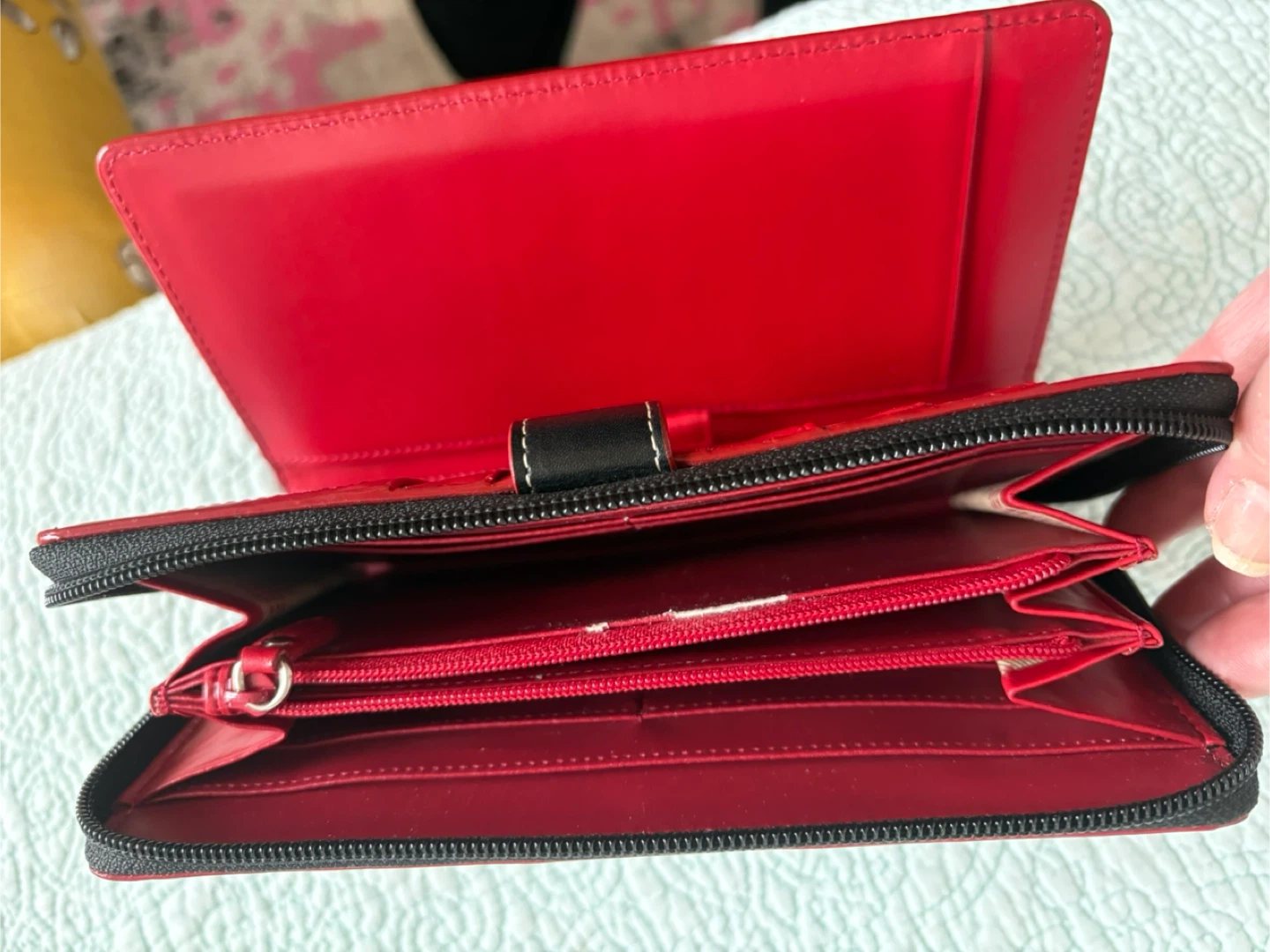 NEW Lodis Black Leather Zip Around Wallet - photo 2