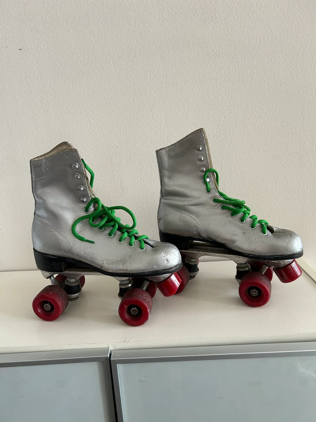 Vintage Silver Roller Skates - Women’s Size 8 - photo 2