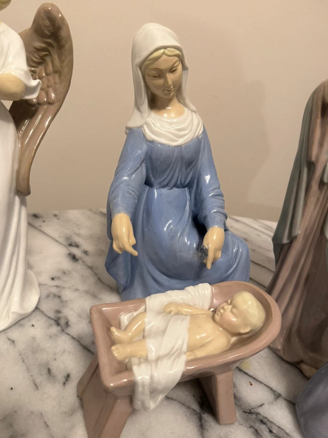Nativity Scene Figurines (Set of 4) - photo 3