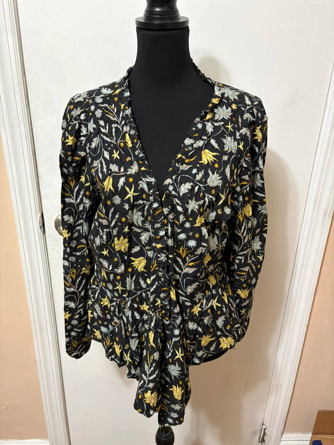 Universal Thread Goods Women's XL Floral Print Wrap Blouse