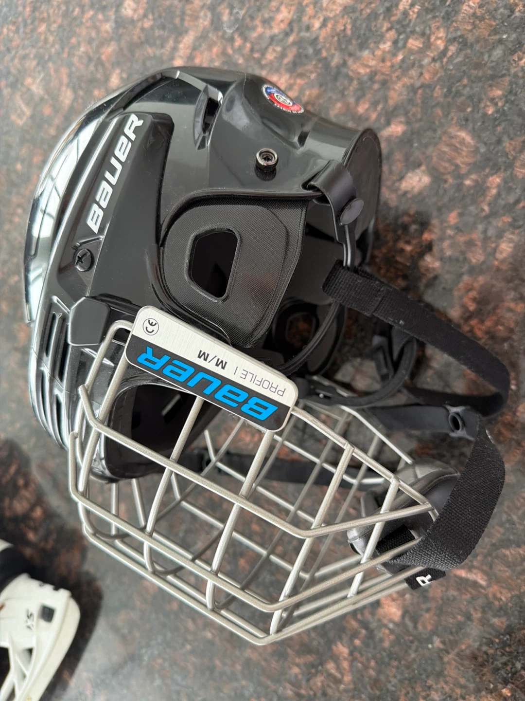 Bauer BH H2100 Hockey Helmet - Size Medium - photo 2