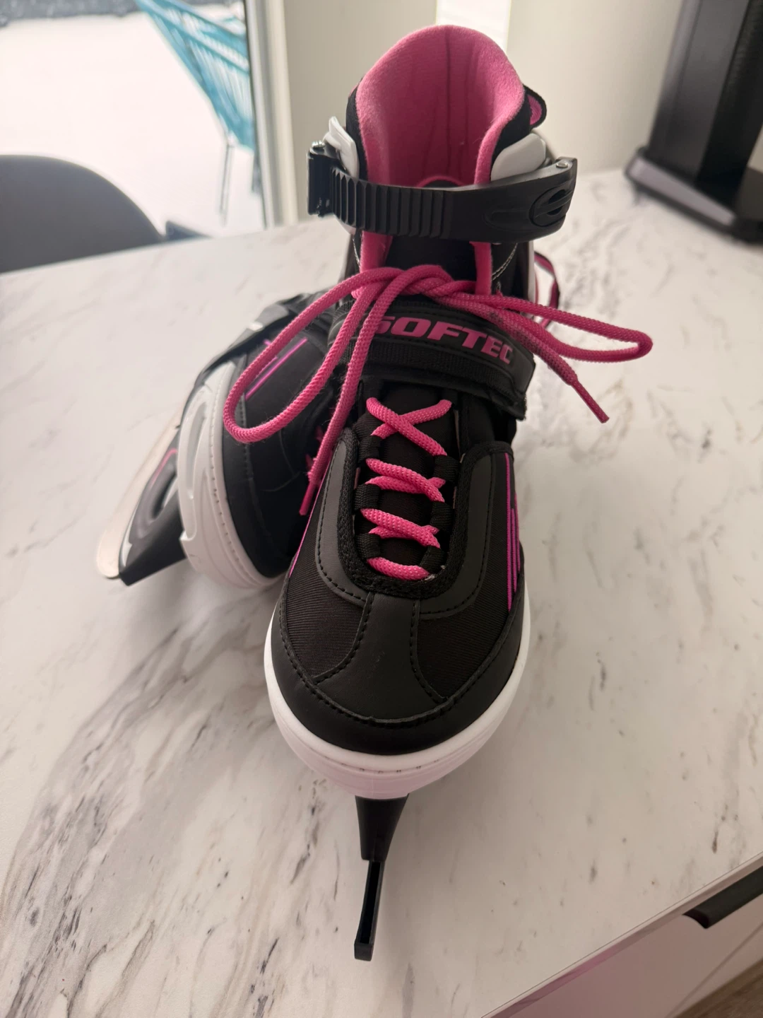 Ice Skates - Black with Pink Accents size 6 to 9