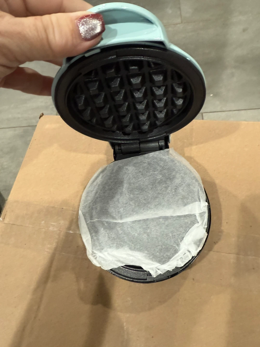 Dash Mini Waffle Maker - Aqua