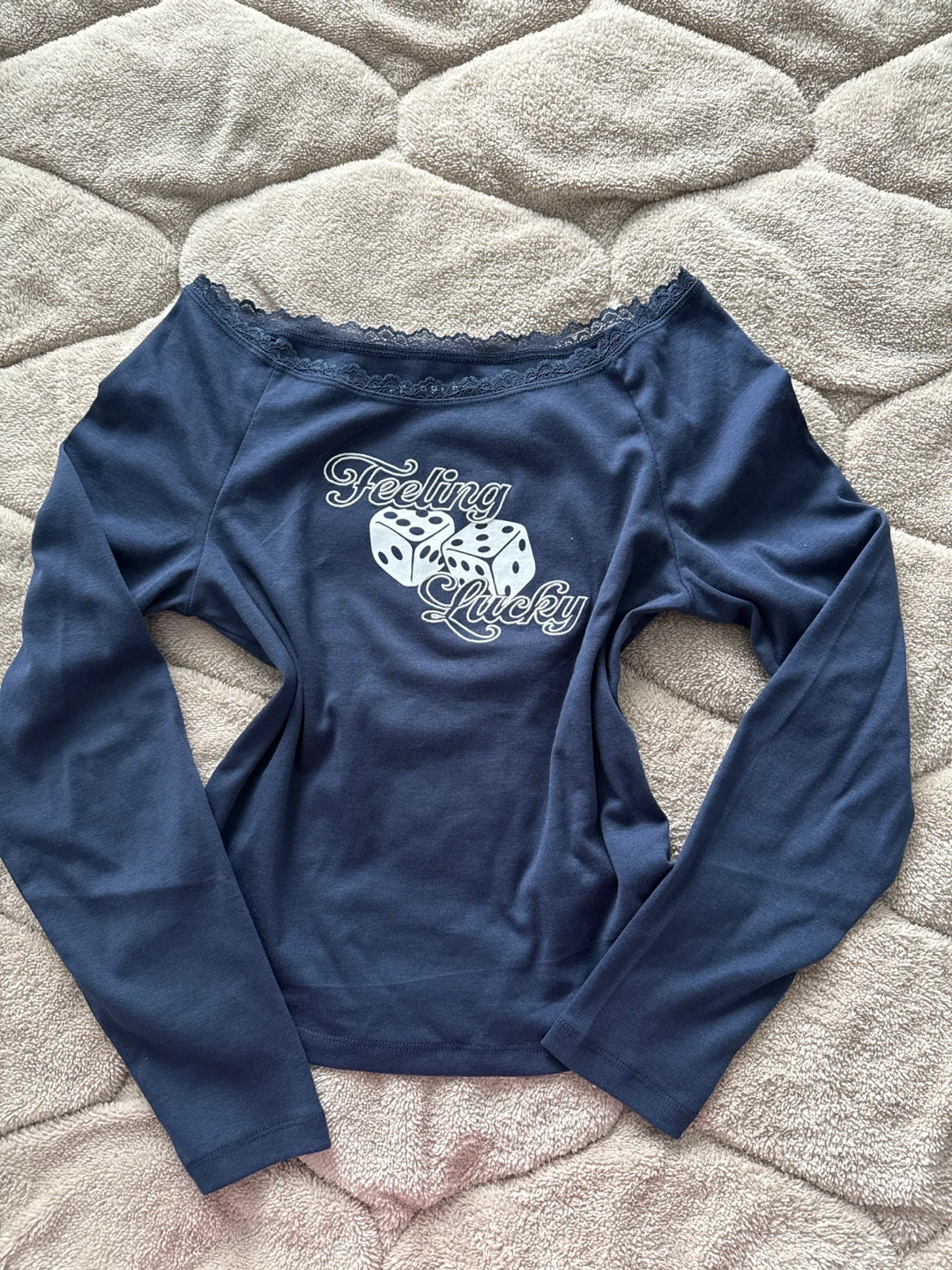 Aeropostale "Feeling Lucky" Graphic Long Sleeve Top