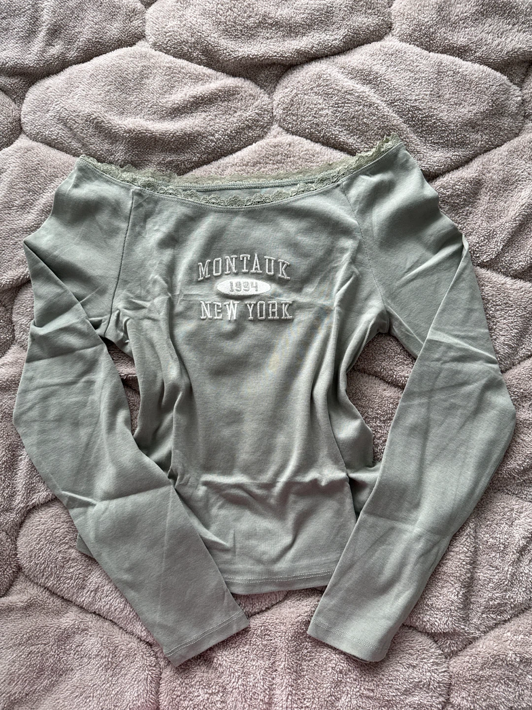 Aéropostale Montauk 1994 New York Long Sleeve Top - Size M