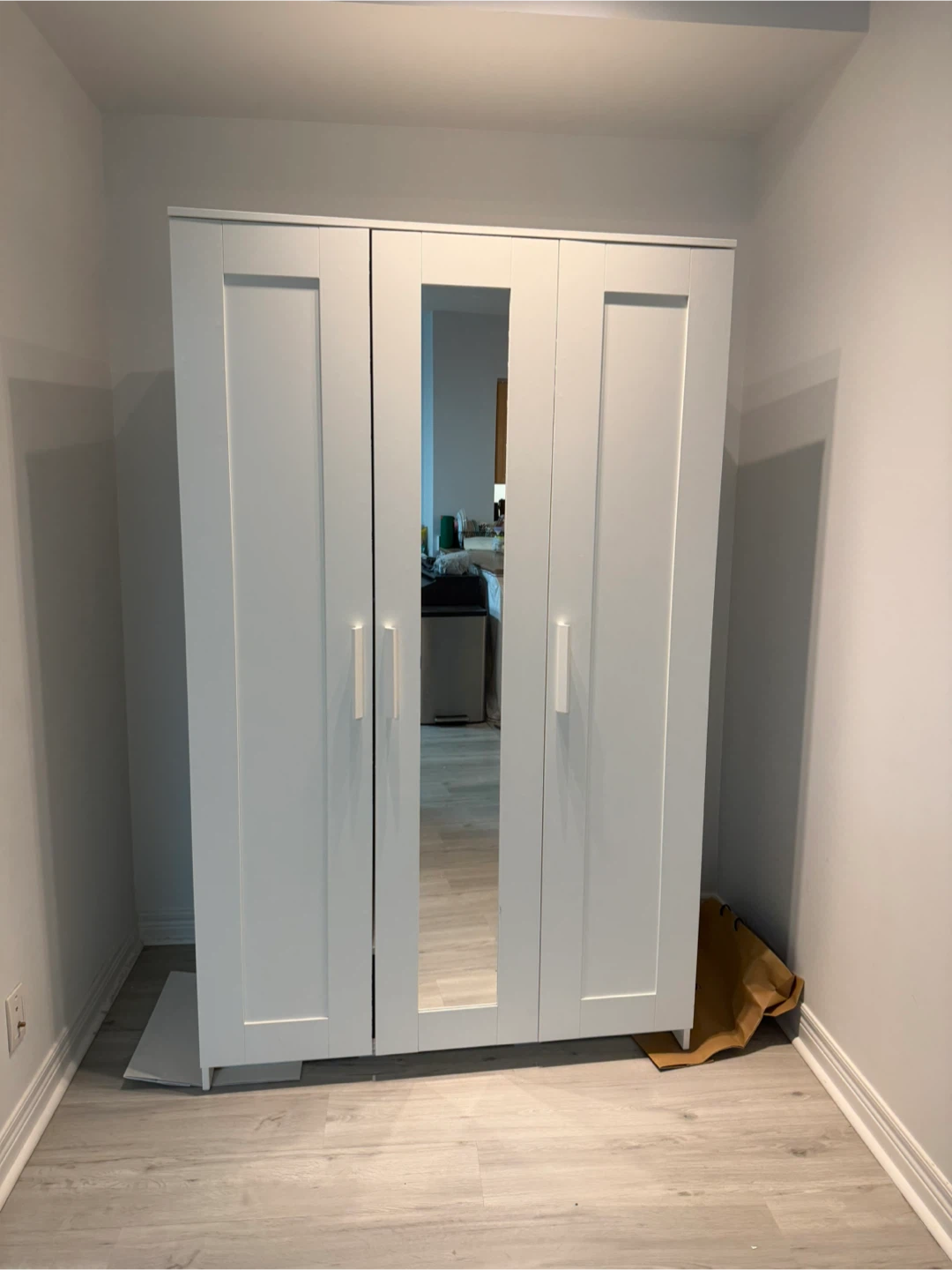 IKEA BRIMNES Wardrobe with 3 Doors and Mirror - White - photo 3