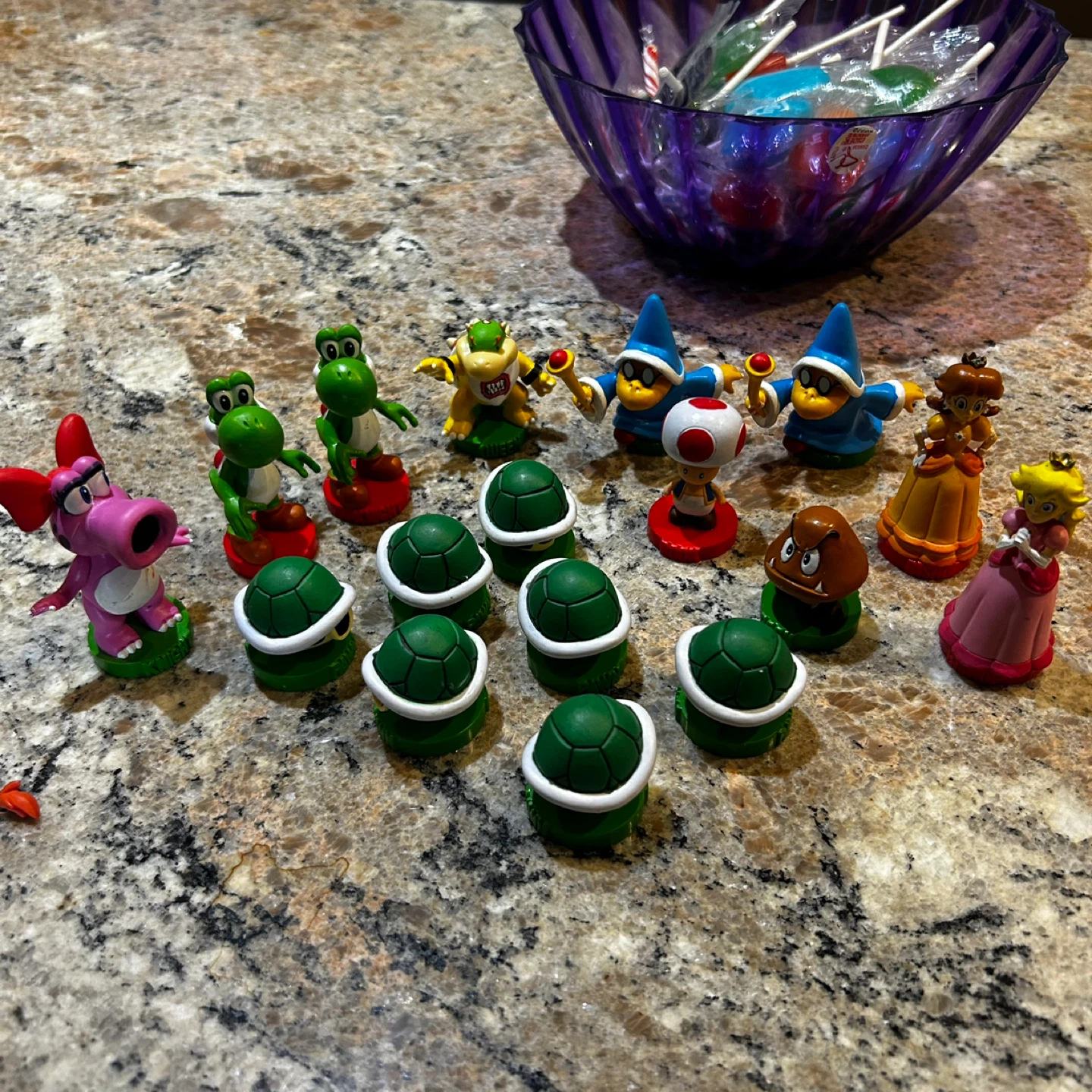Free Super Mario Figurines