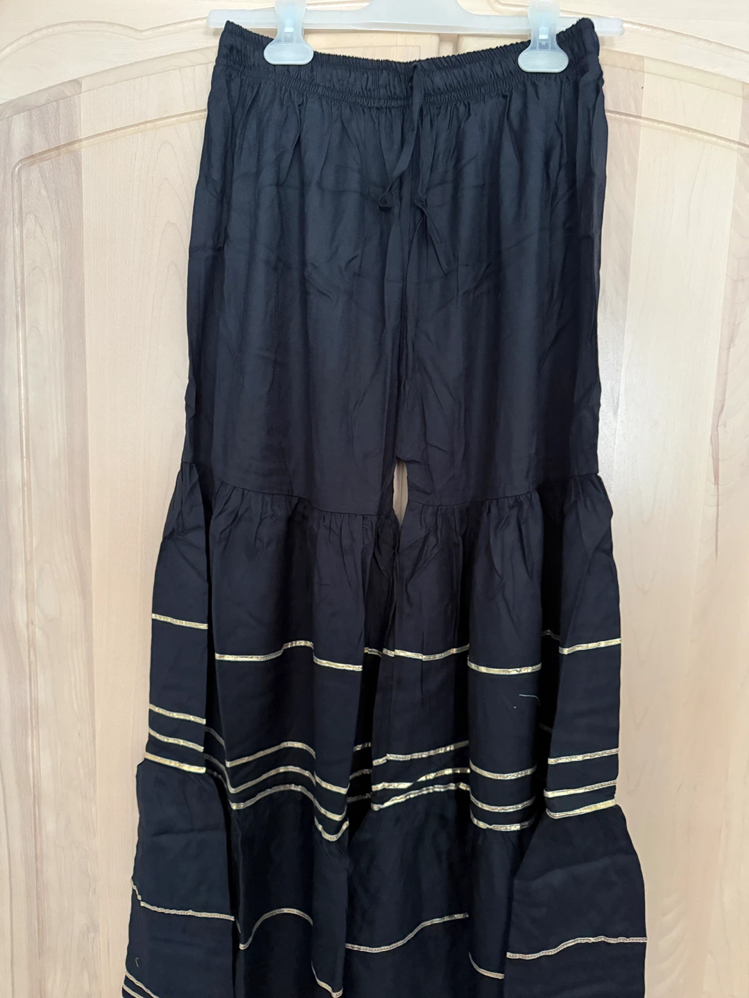 Black Embroidered Kurta with Palazzo Pants NEW - photo 2