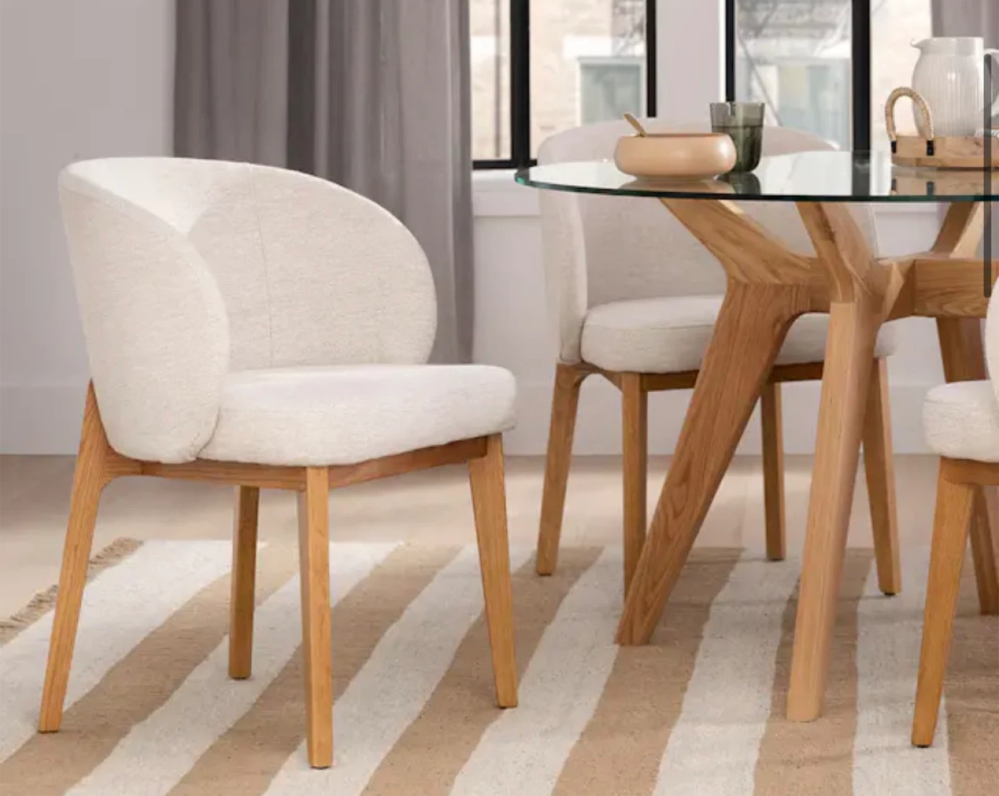 Moving sale! Emmer 47.25" Glass Dining Table -Dining Armchair - photo 3