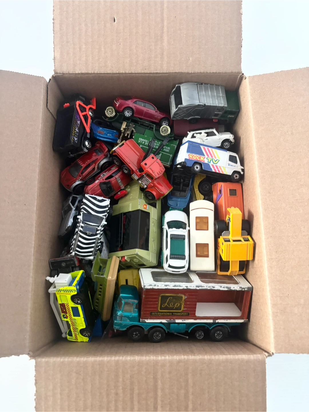 vintage matchbox and Lesney diecast toys - photo 4