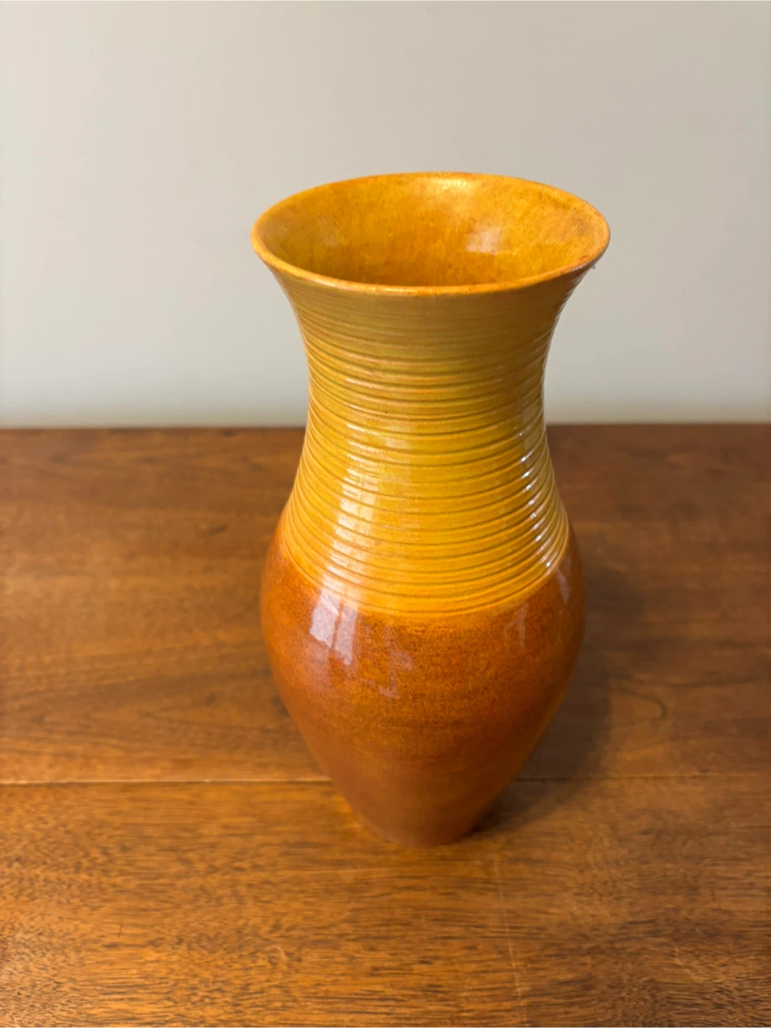 1960s style vase - photo 2