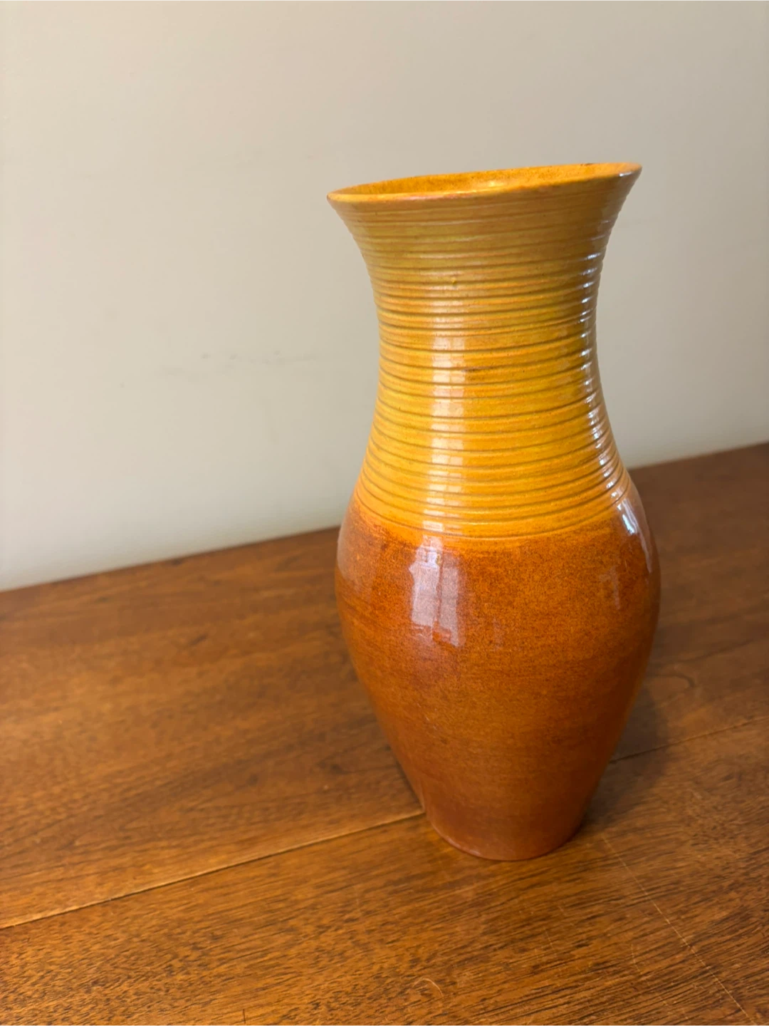 1960s style vase - photo 3