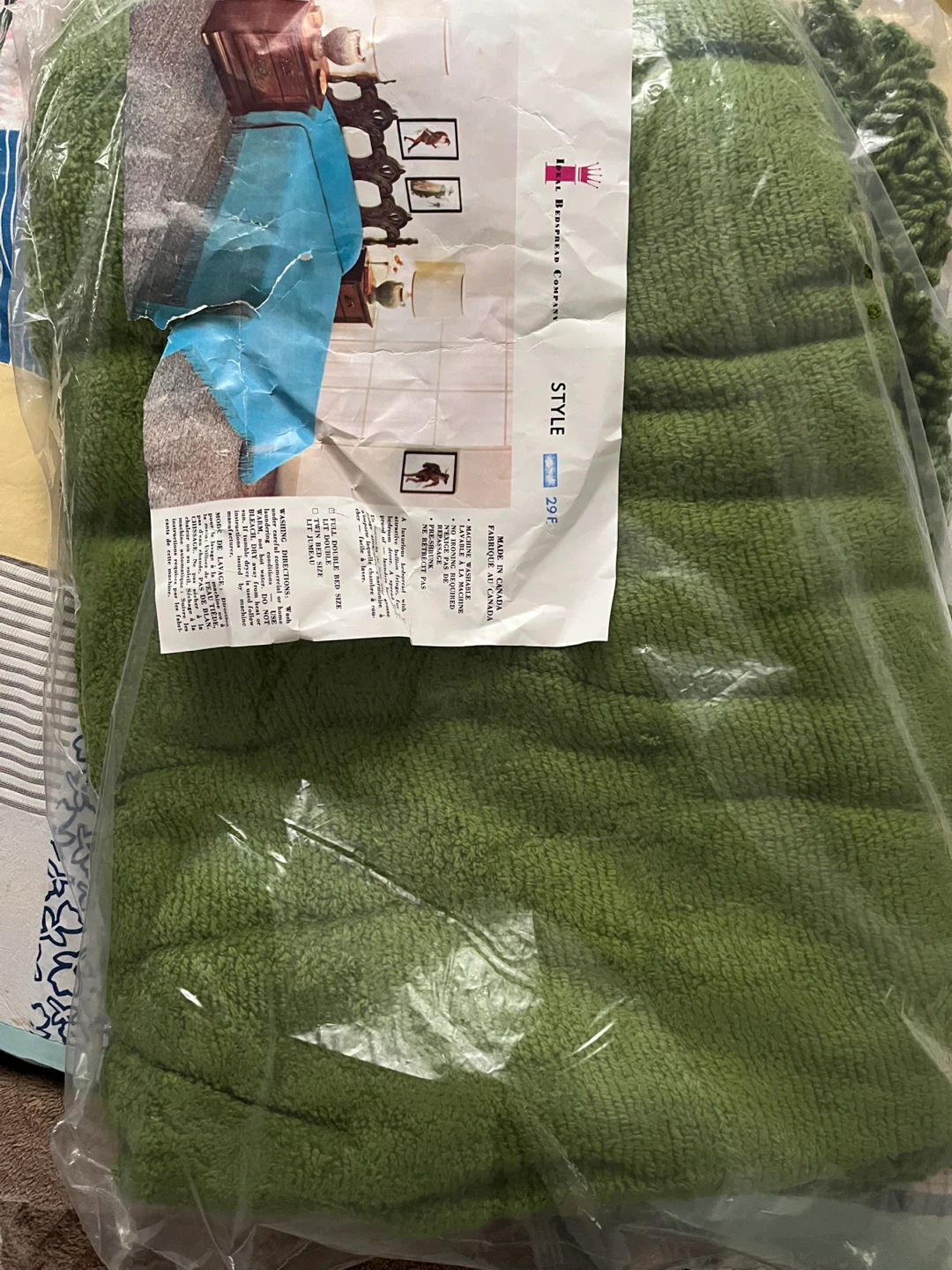 Chenille bed spread - photo 2