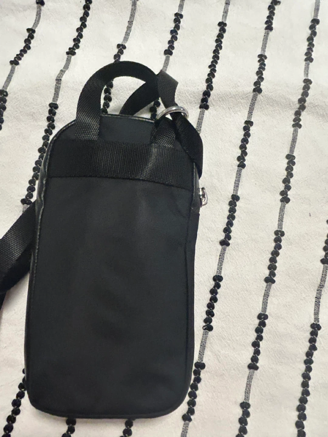 Lululemon Black Crossbody Phone Bag - photo 2