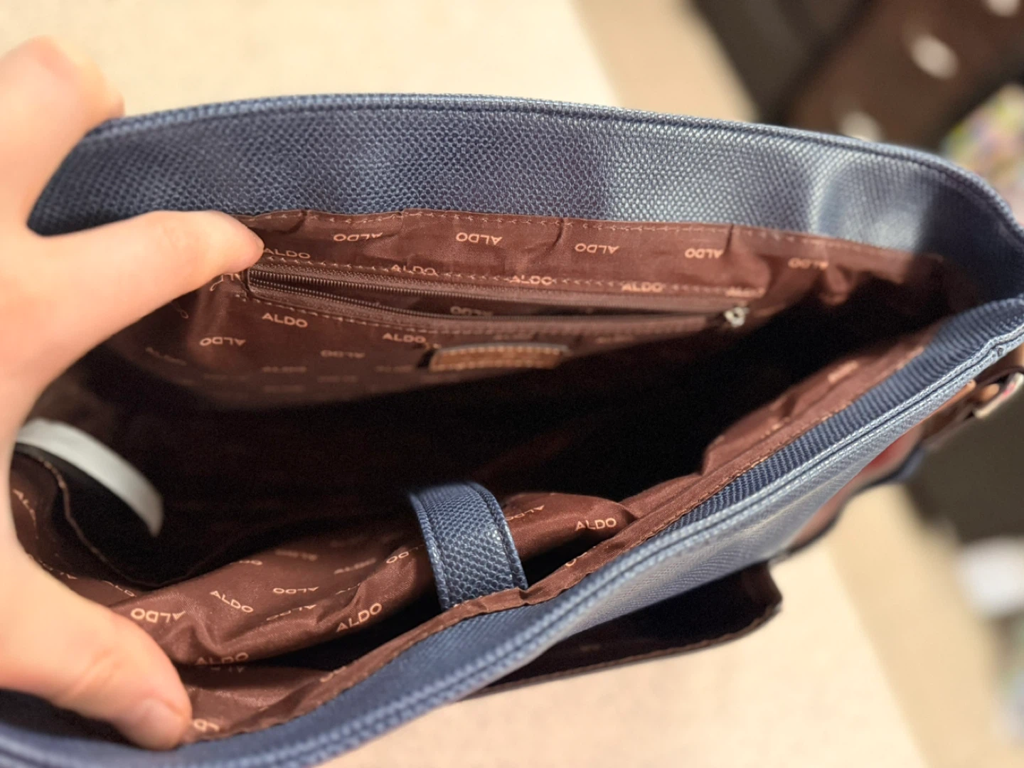 ALDO Messenger Bag — Brand New - photo 4