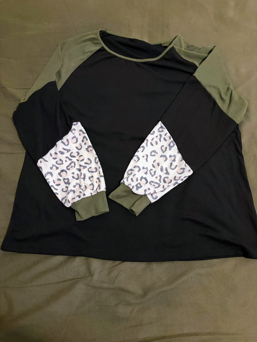 Women's 2XL Black & Khaki Long Sleeve Top - photo 2