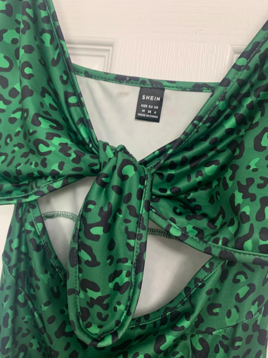 SHEIN Green Leopard Print Cutout Midi Dress - photo 2