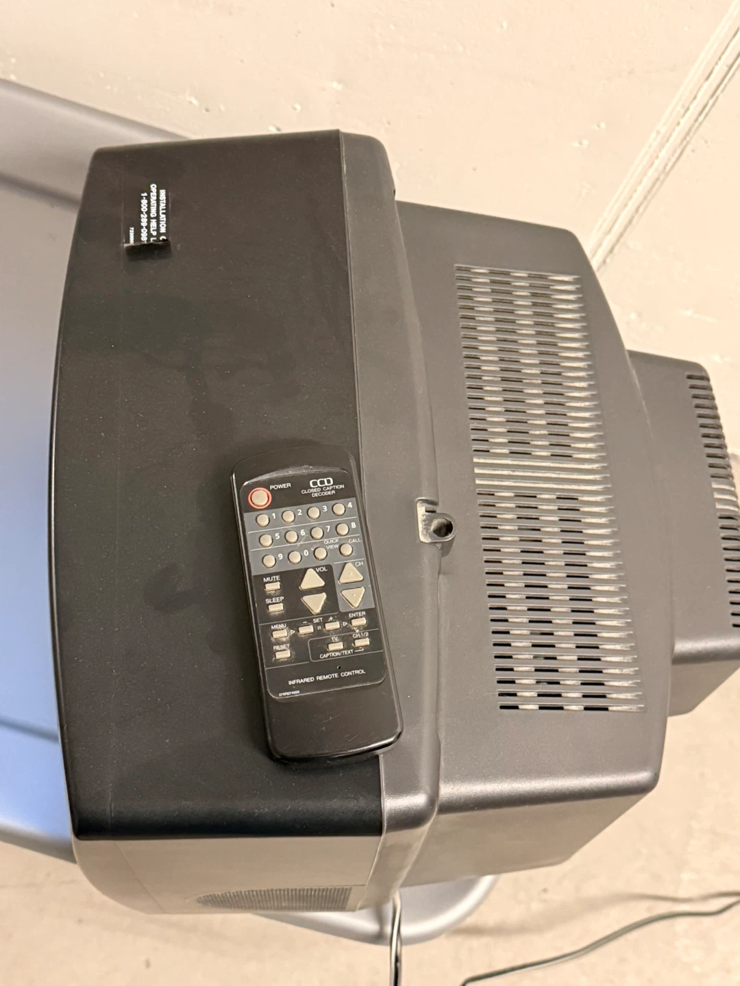 Sansui 13” TV — Fully Working, With Remote - photo 5