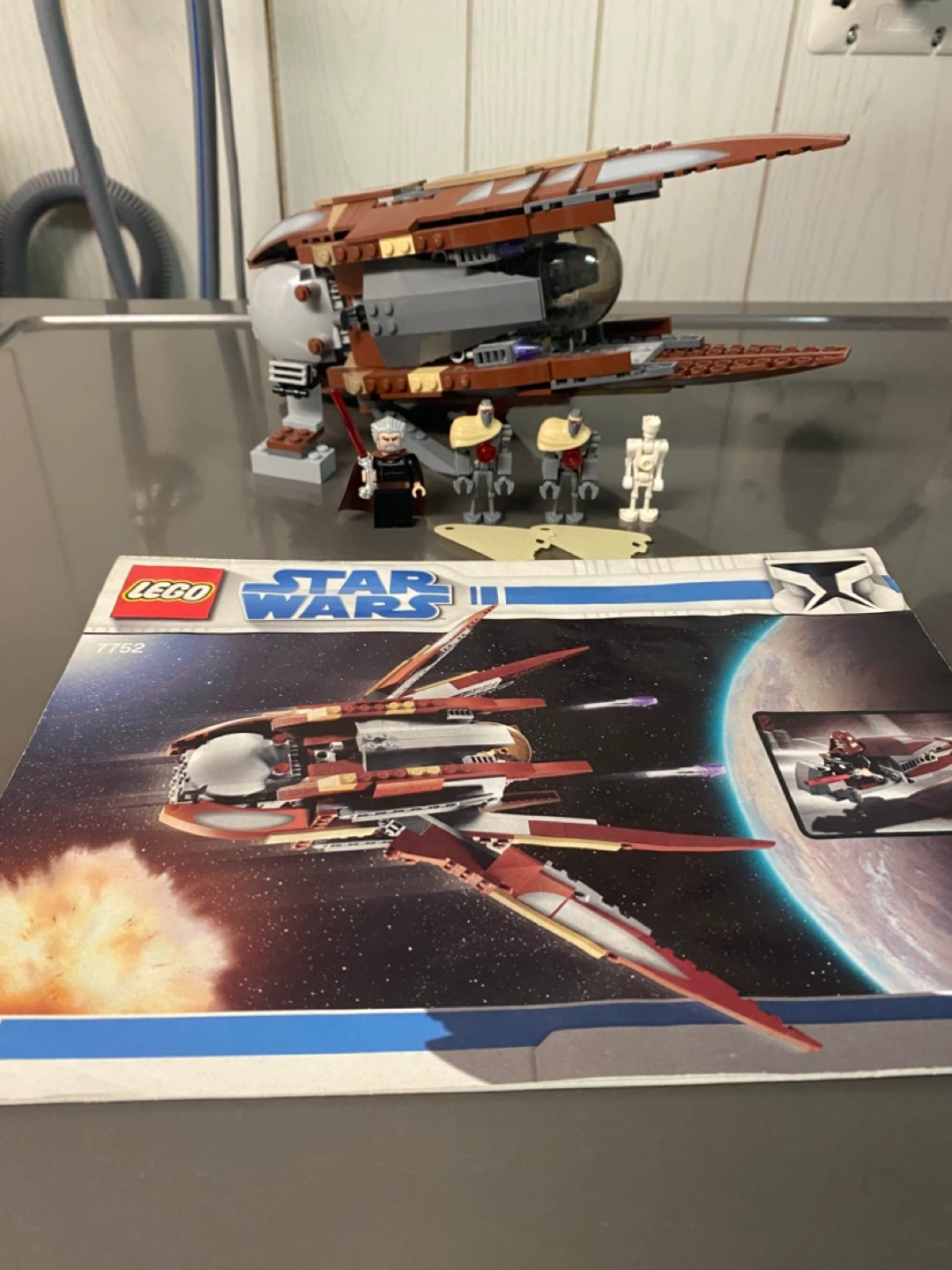 LEGO Star Wars Count Dooku’s Solar Sailer (7752) – Complete Set