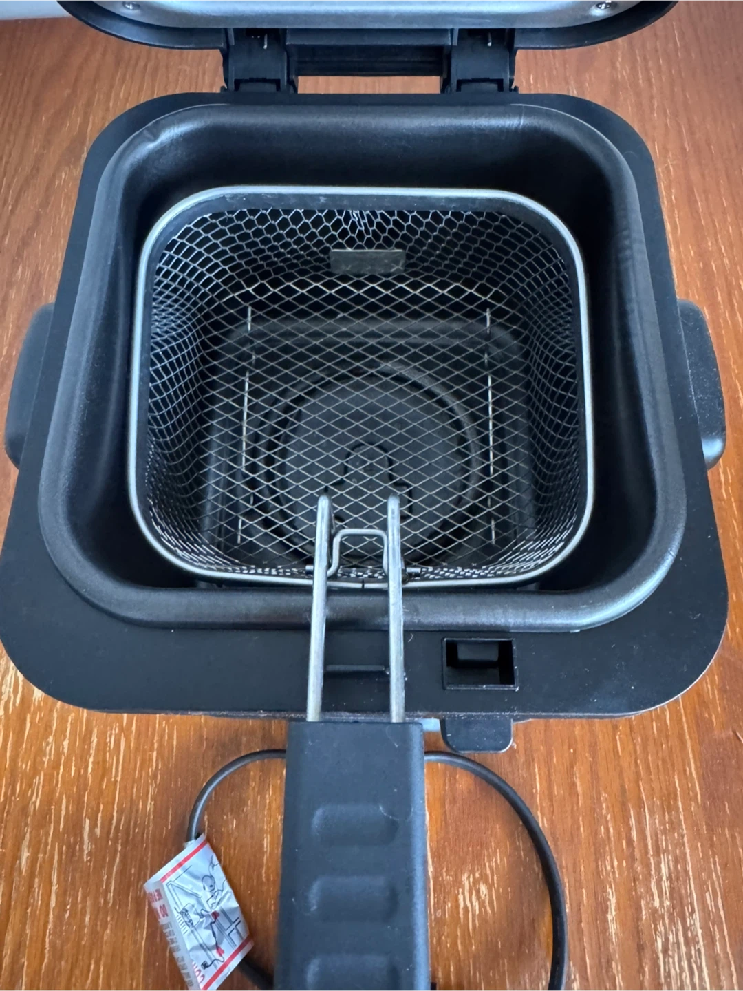 T-fal Compact Deep Fryer - photo 3
