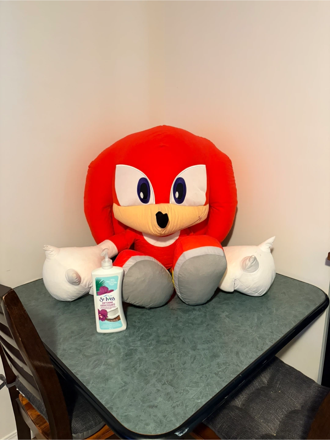 Large Knuckles the Echidna Plush Toy - photo 2
