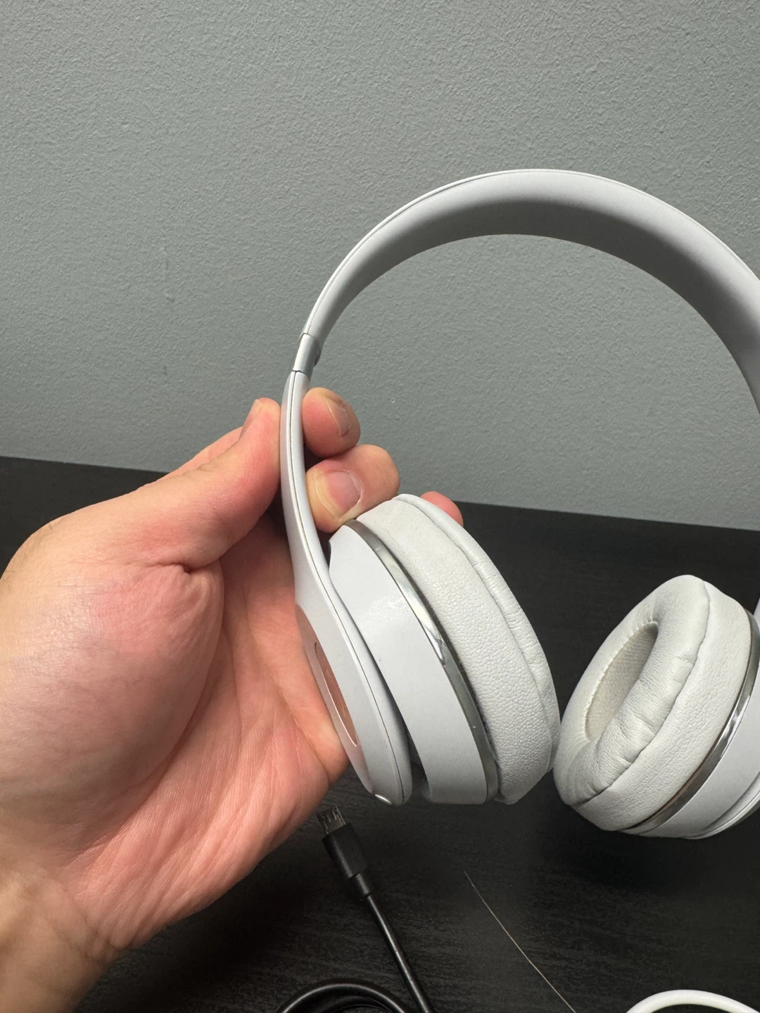 Beats Solo 3 Wireless Headphones - White - photo 5