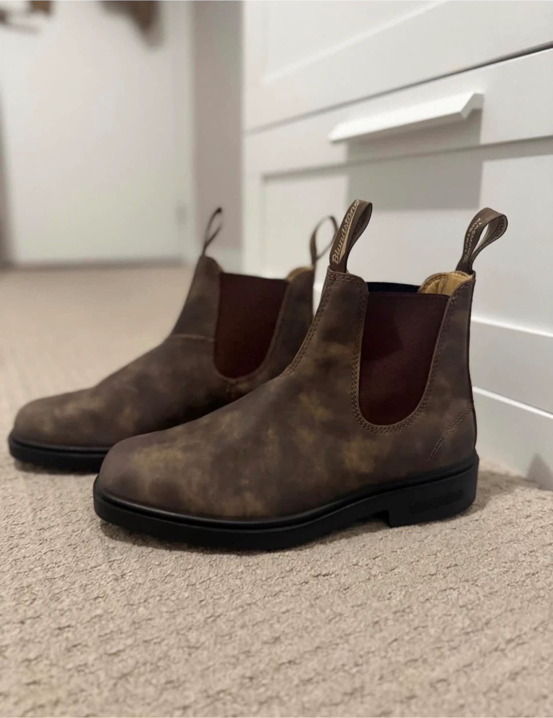 Blundstone Chelsea Boots - Brown Distressed Leather - photo 2