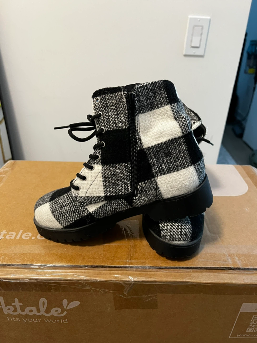Buffalo Plaid Boots - women’s size 8 - photo 2