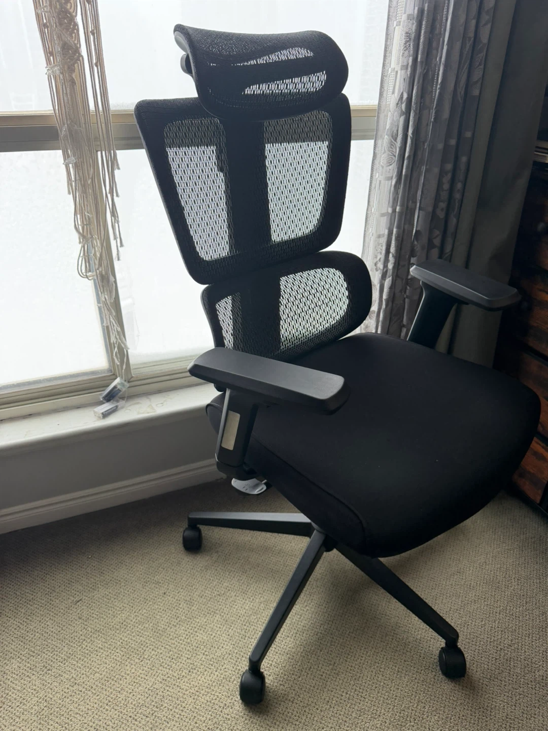 Black Ergonomic Mesh Office Chair