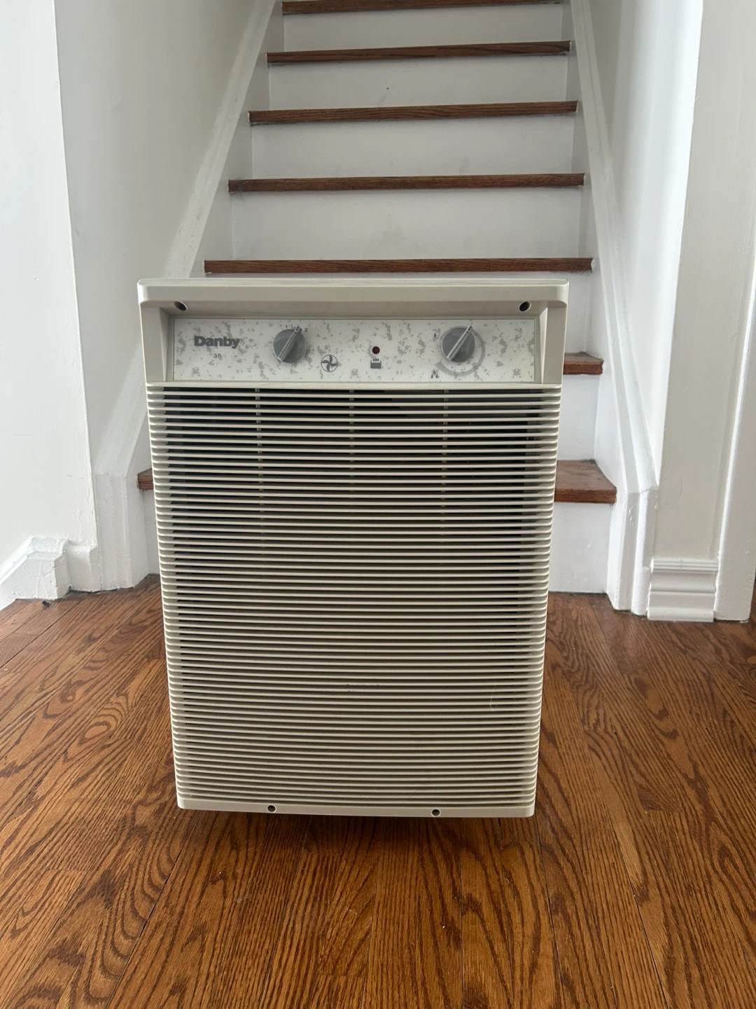 Danby DDR357Y Dehumidifier
