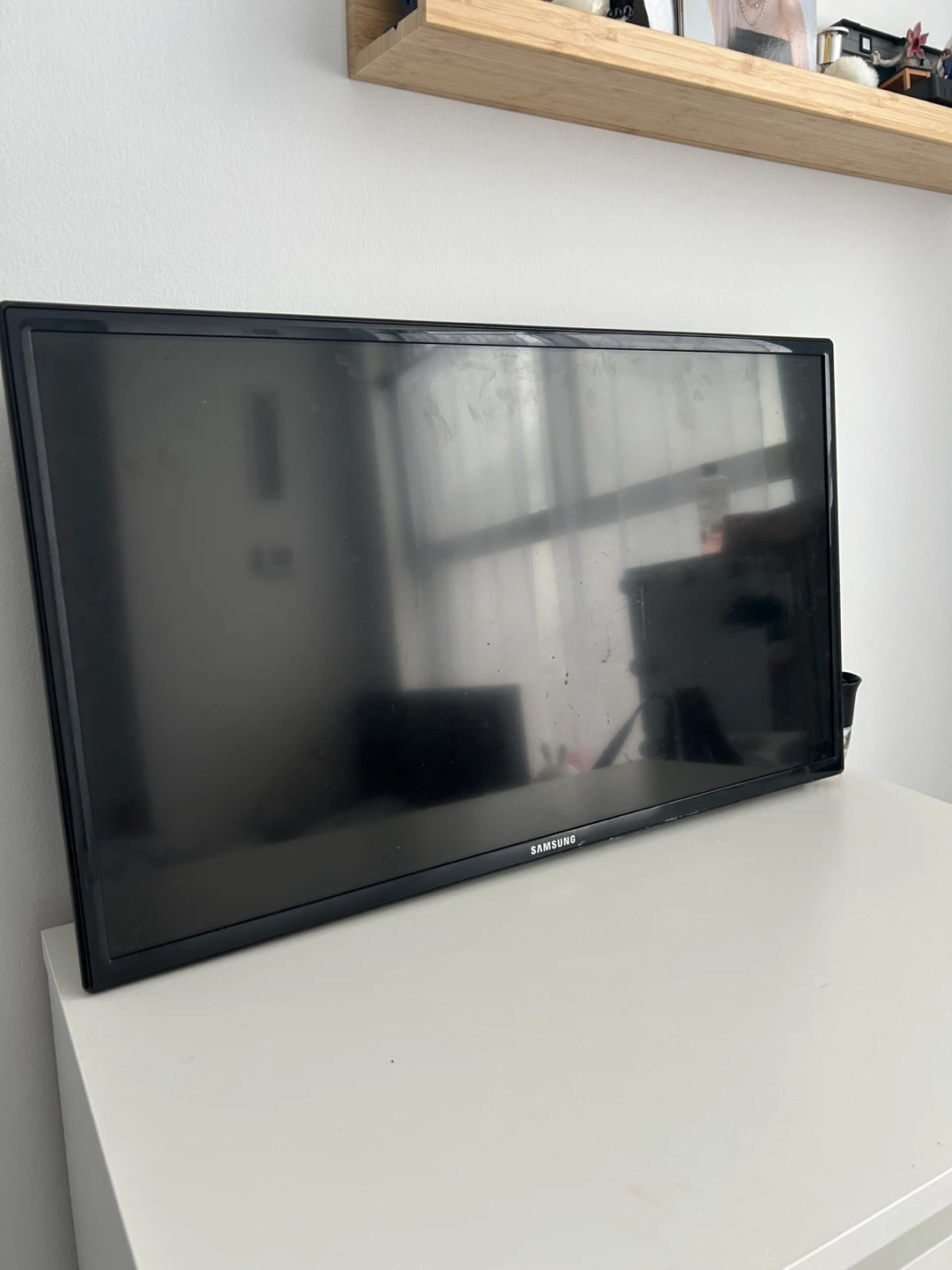 Samsung 32" LED TV UN32EH4050F - photo 3