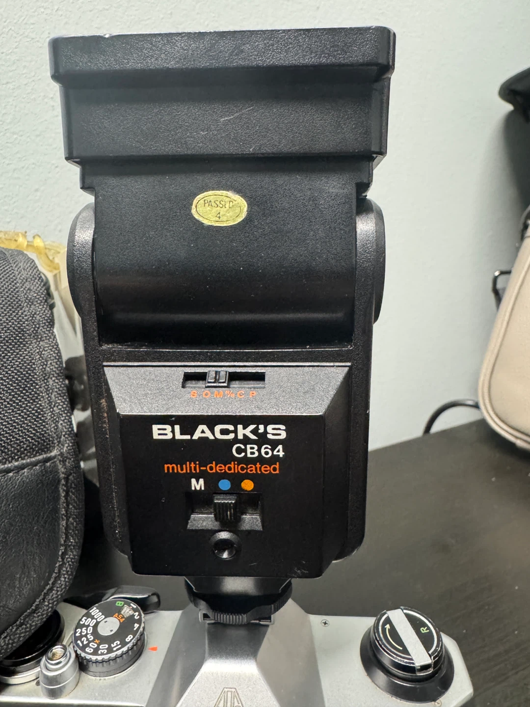 Pentax K1000 35mm Film with Takumar 135mm & 28mm and Flash - photo 3