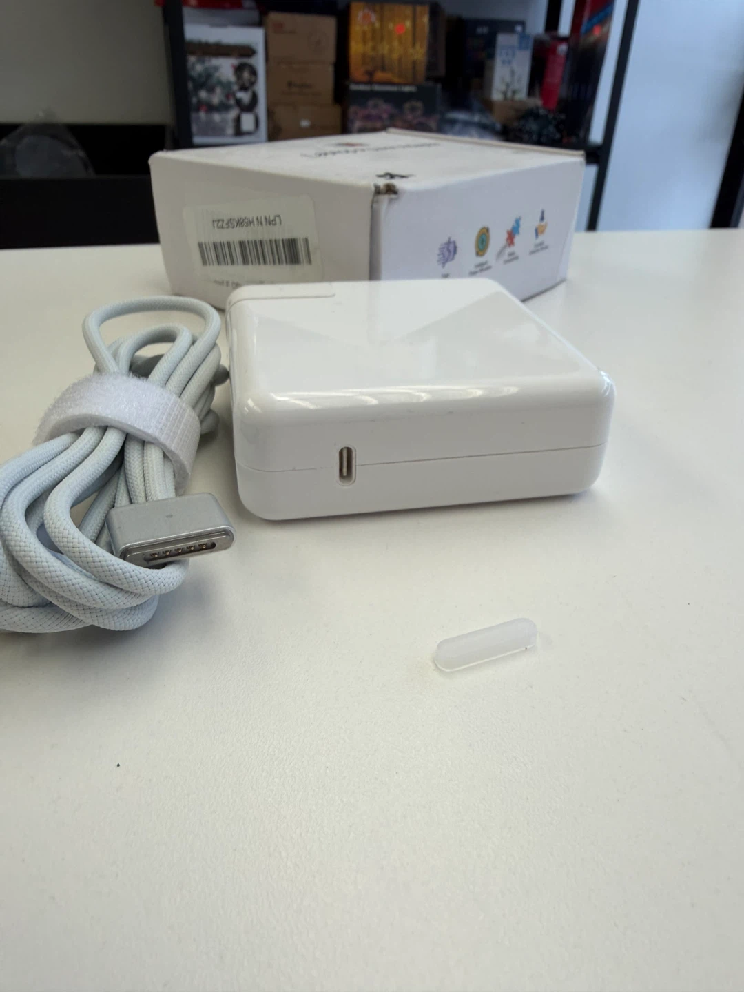 96W USB-C Power Adapter for Mac Book Air - photo 2