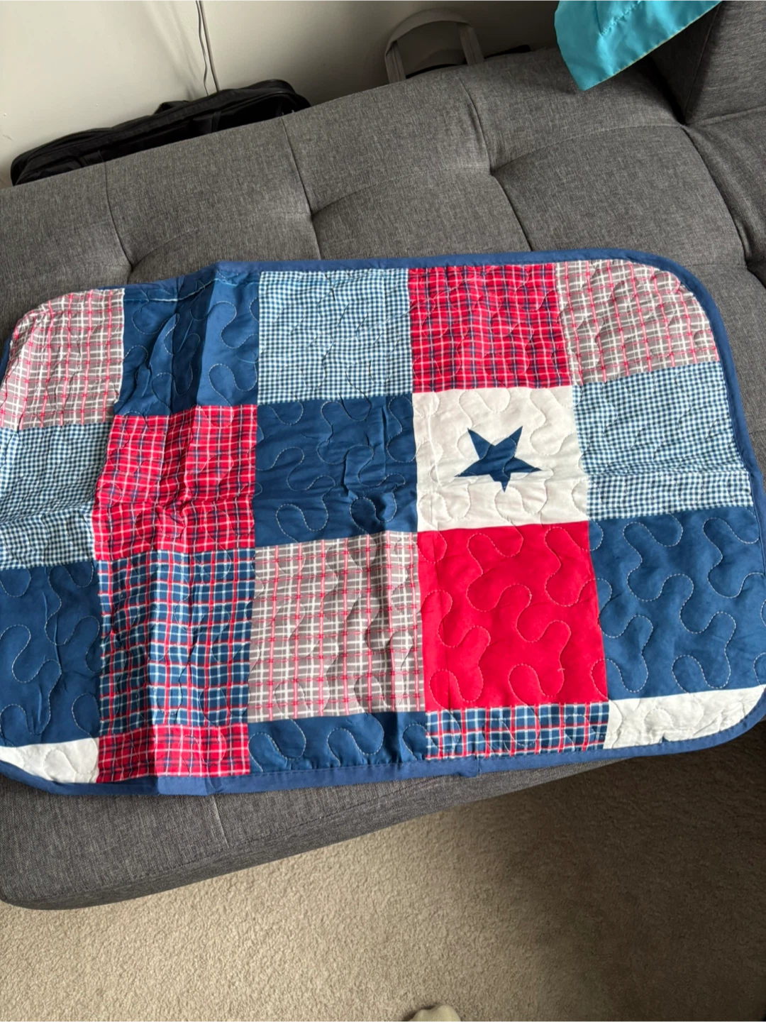 LHC Patchwork Quilt Set – Full/Queen 92” x 92” (New) - photo 5