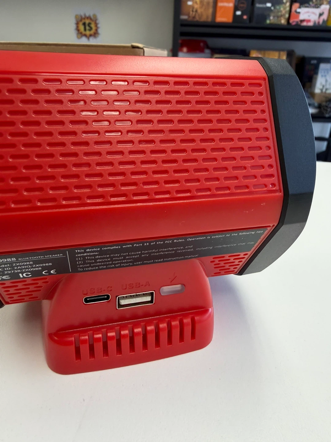 Bluetooth Speaker Compatible with Milwaukee M18 Battery