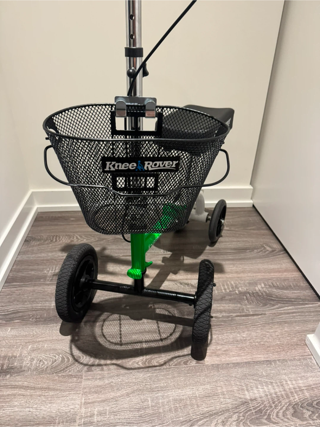 KneeRover Knee Scooter with Basket - photo 3