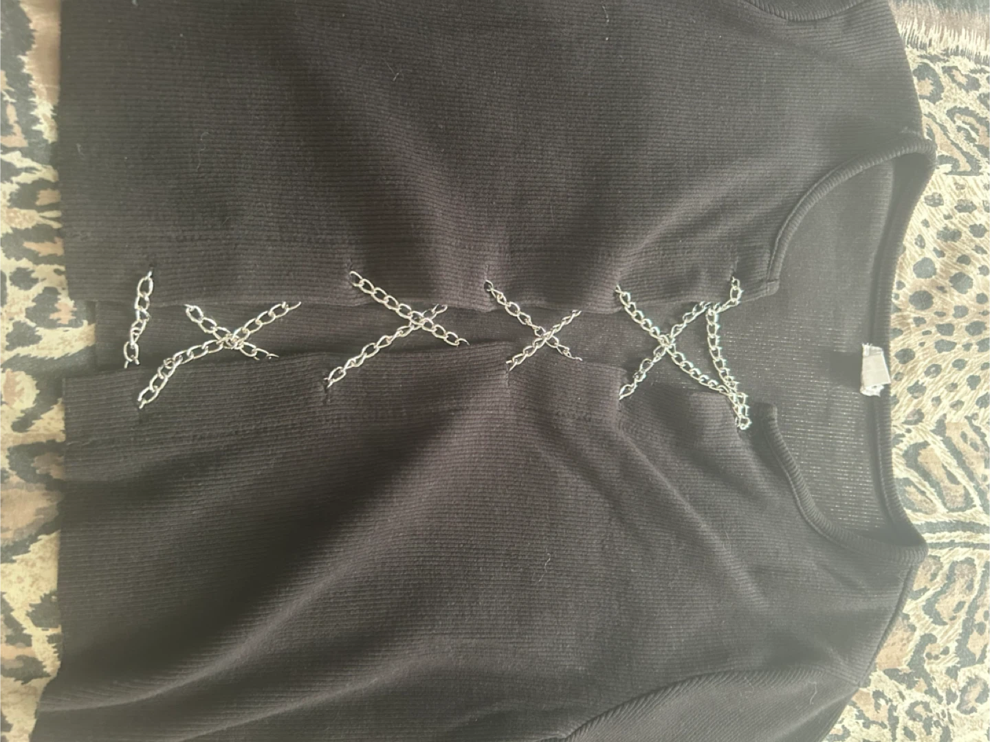 Garage Black Long Sleeve Chain Detail Top Size P/S - photo 2