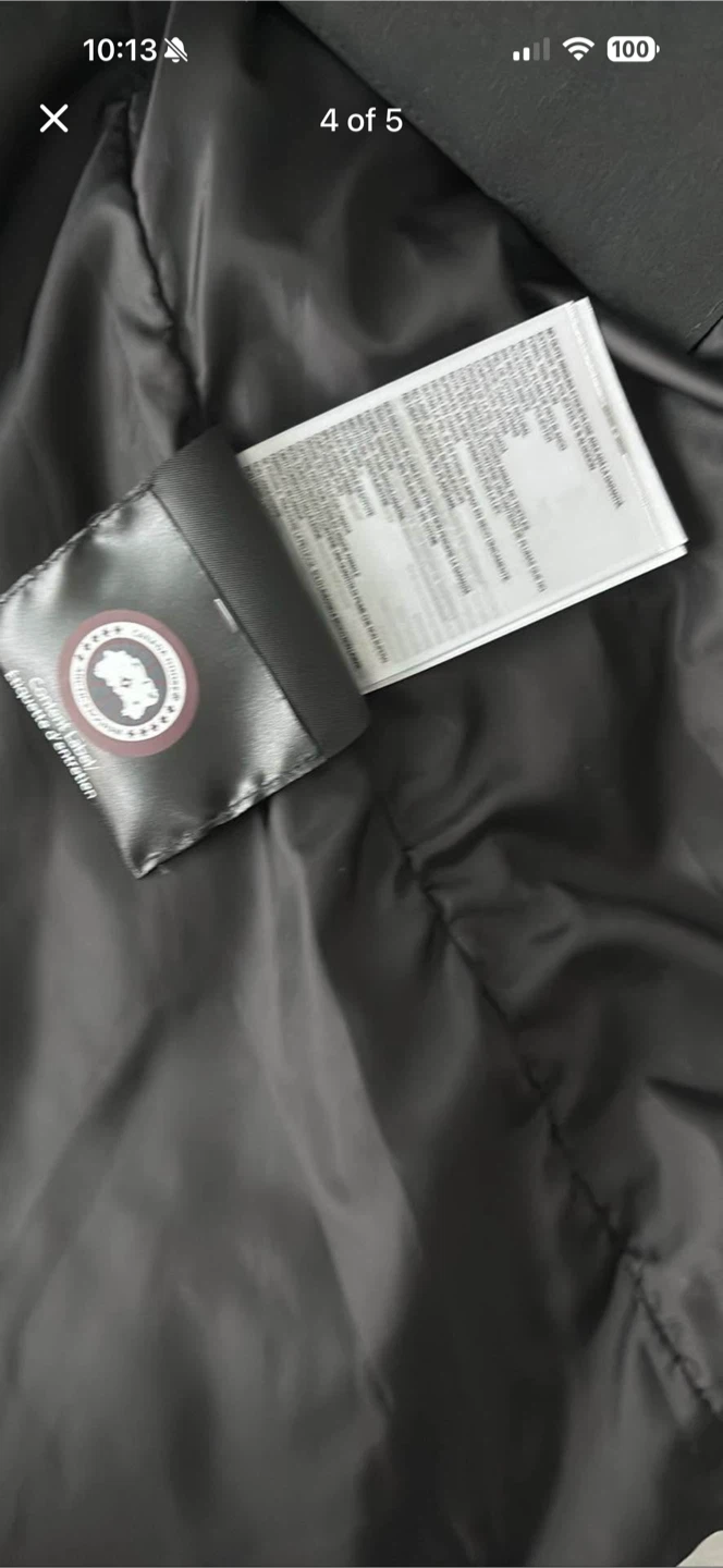Canada Goose Puffer Vest - Black, Size 2XL fits like a large. - photo 4