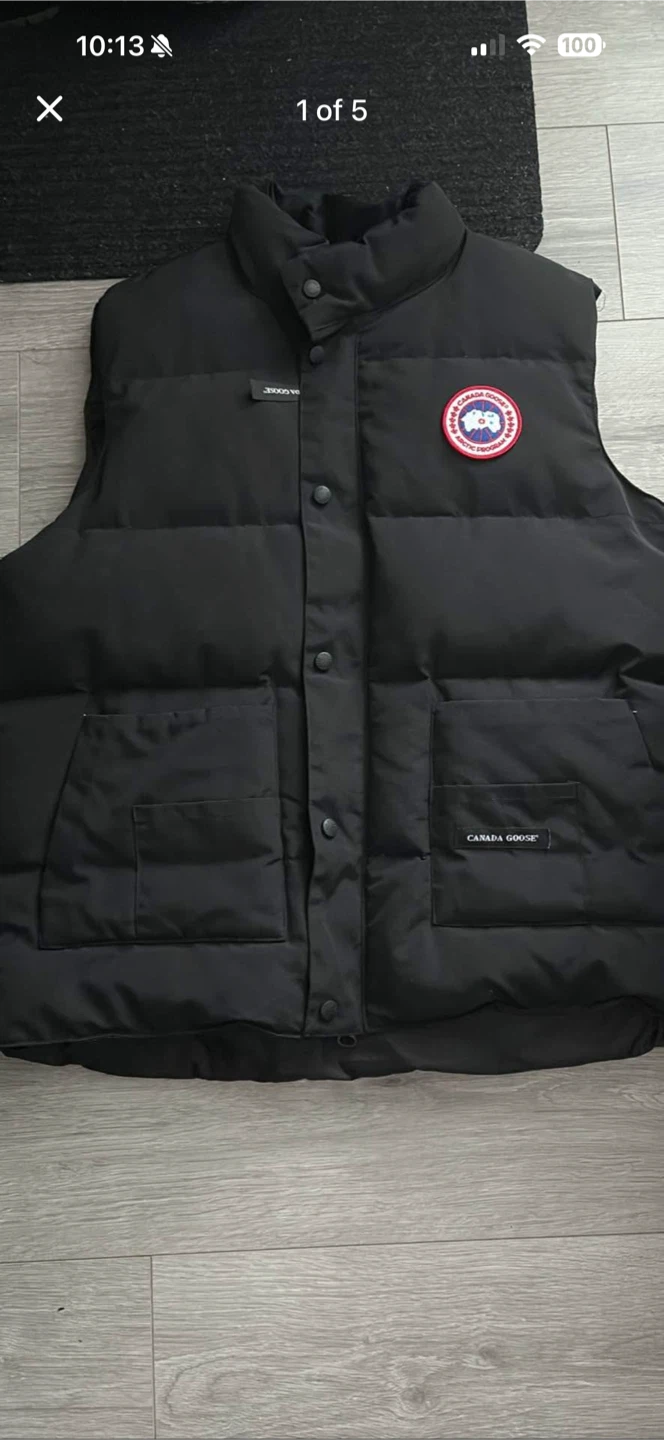 Canada Goose Puffer Vest - Black, Size 2XL fits like a large.