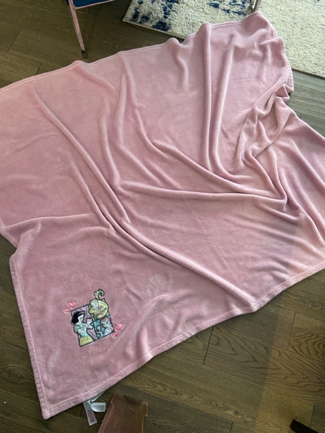 Disney Princess Fleece Throw Blanket Pink 48 x 60” - photo 4