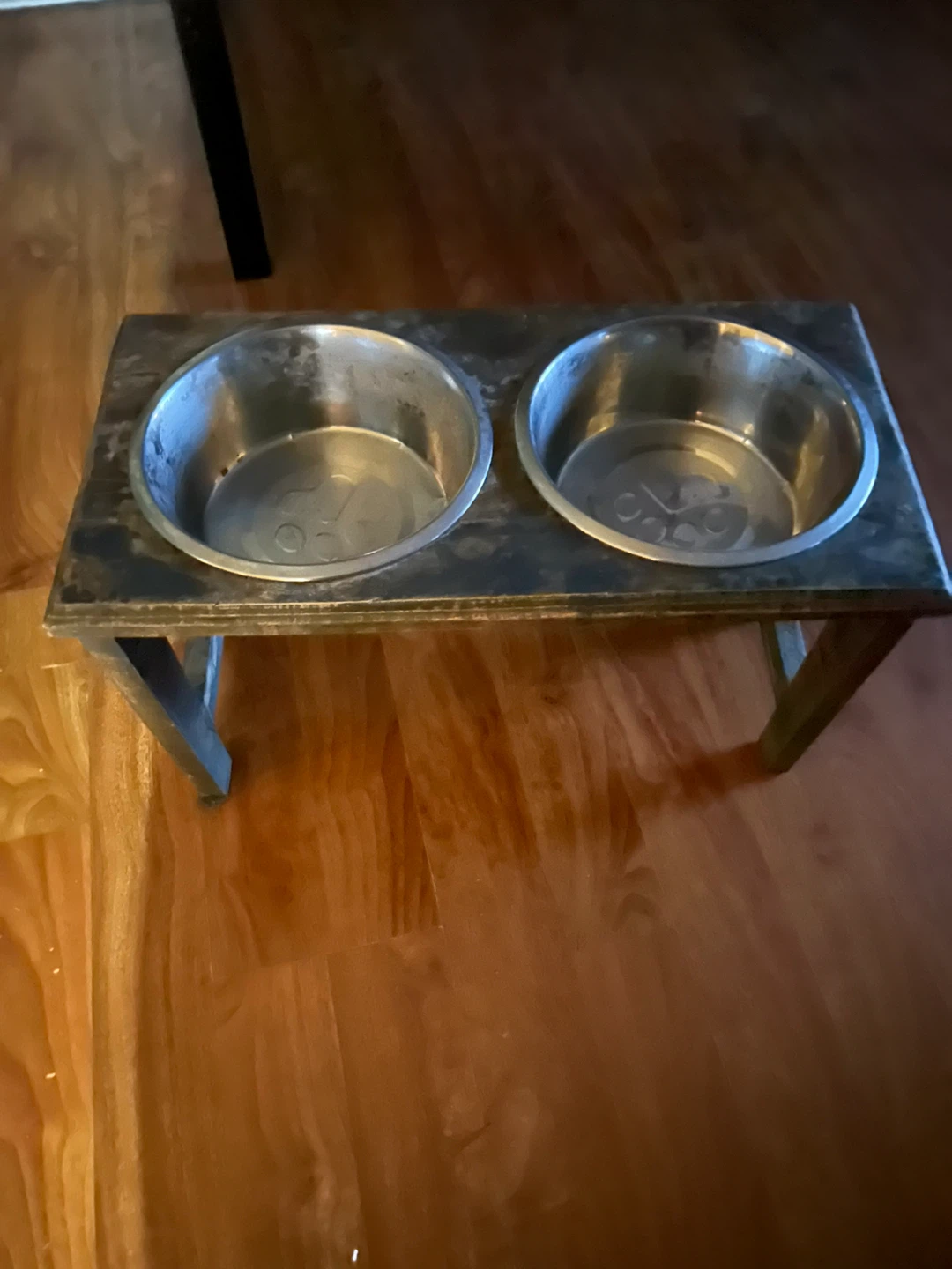 Double Dog Bowl Stand - photo 2
